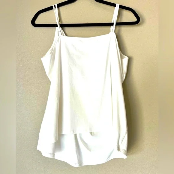 Sleeveless Top‎ NWT! - Picture 3 of 4